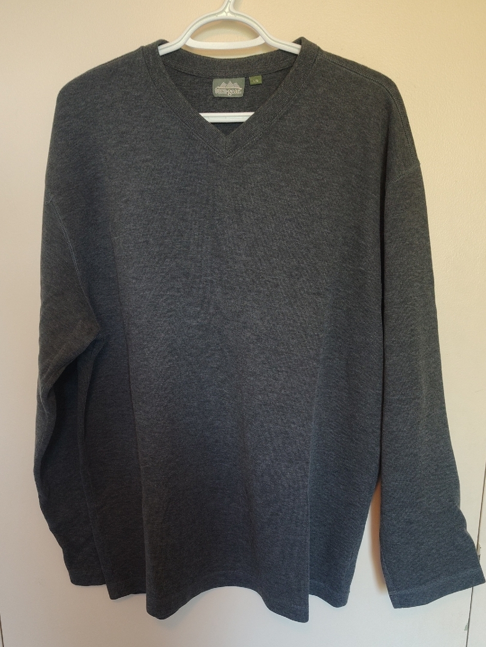 Tera-gear VintageMen's Charcoal V-Neck Sweater
